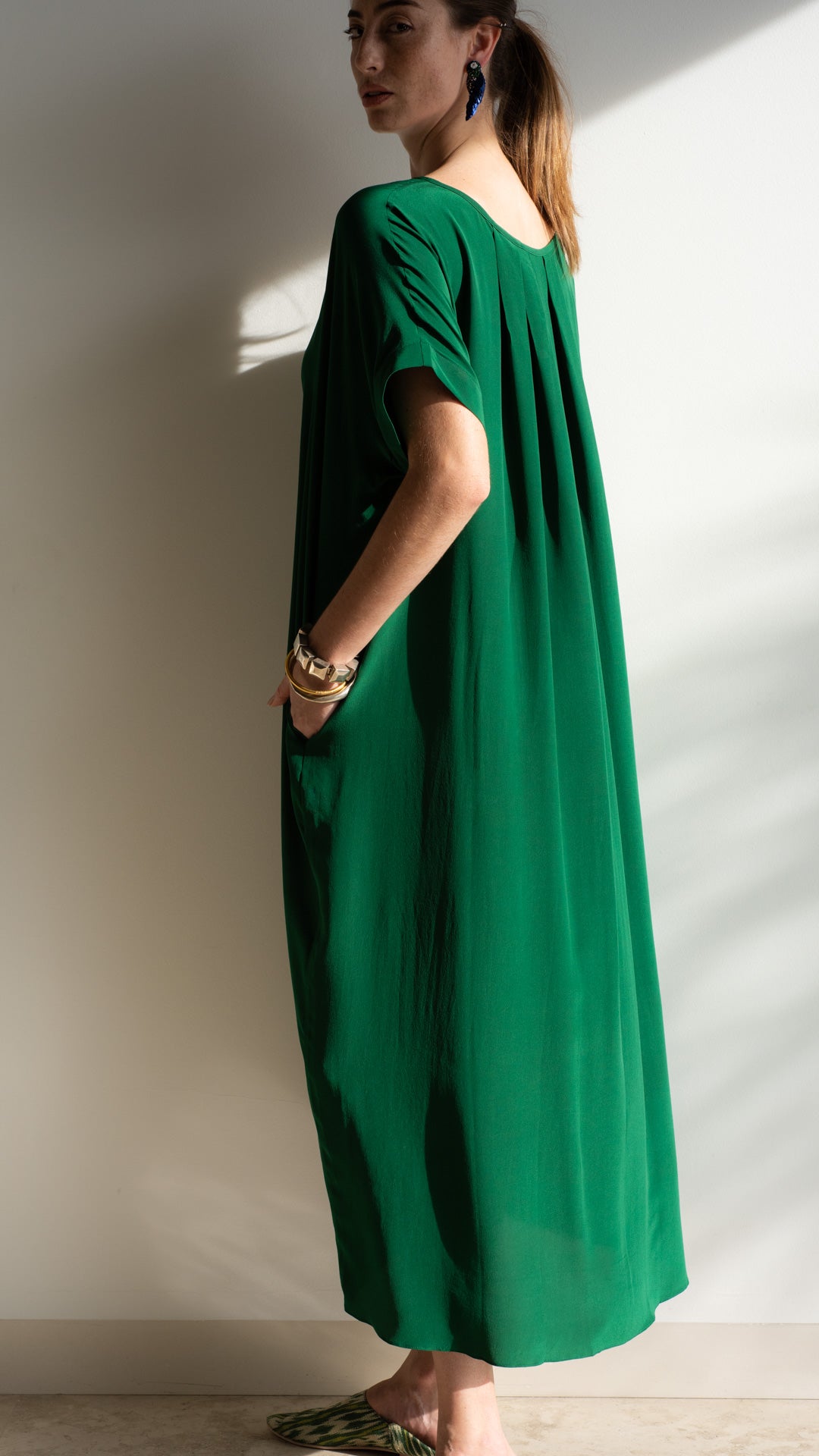 Vestido LaPlage Crepe de Seda verde floresta