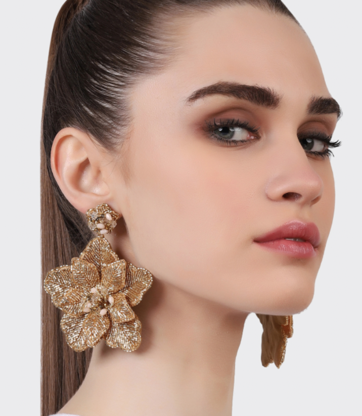Brinco Bordado maxi Flower by Olivia dar