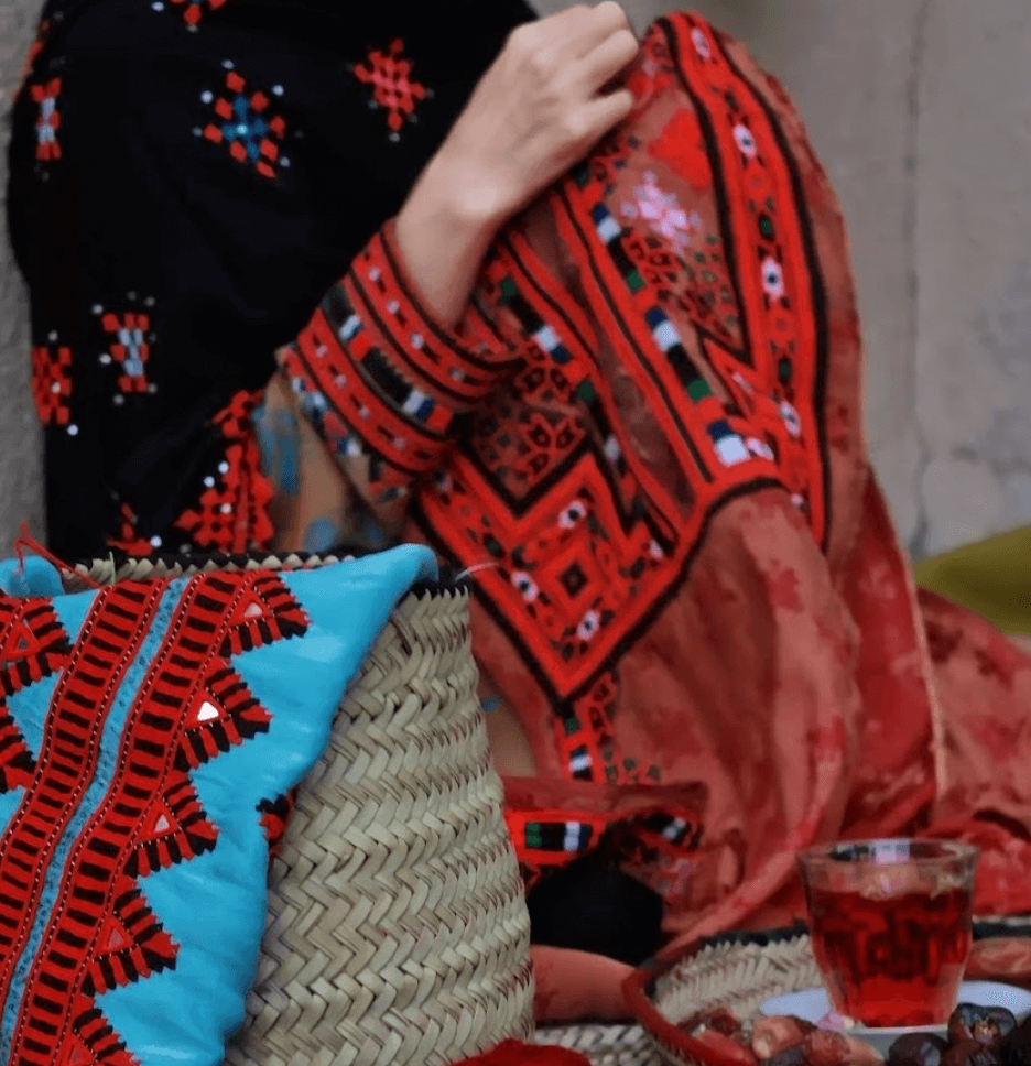 Bomber Baluchi by Olivia Dar branca