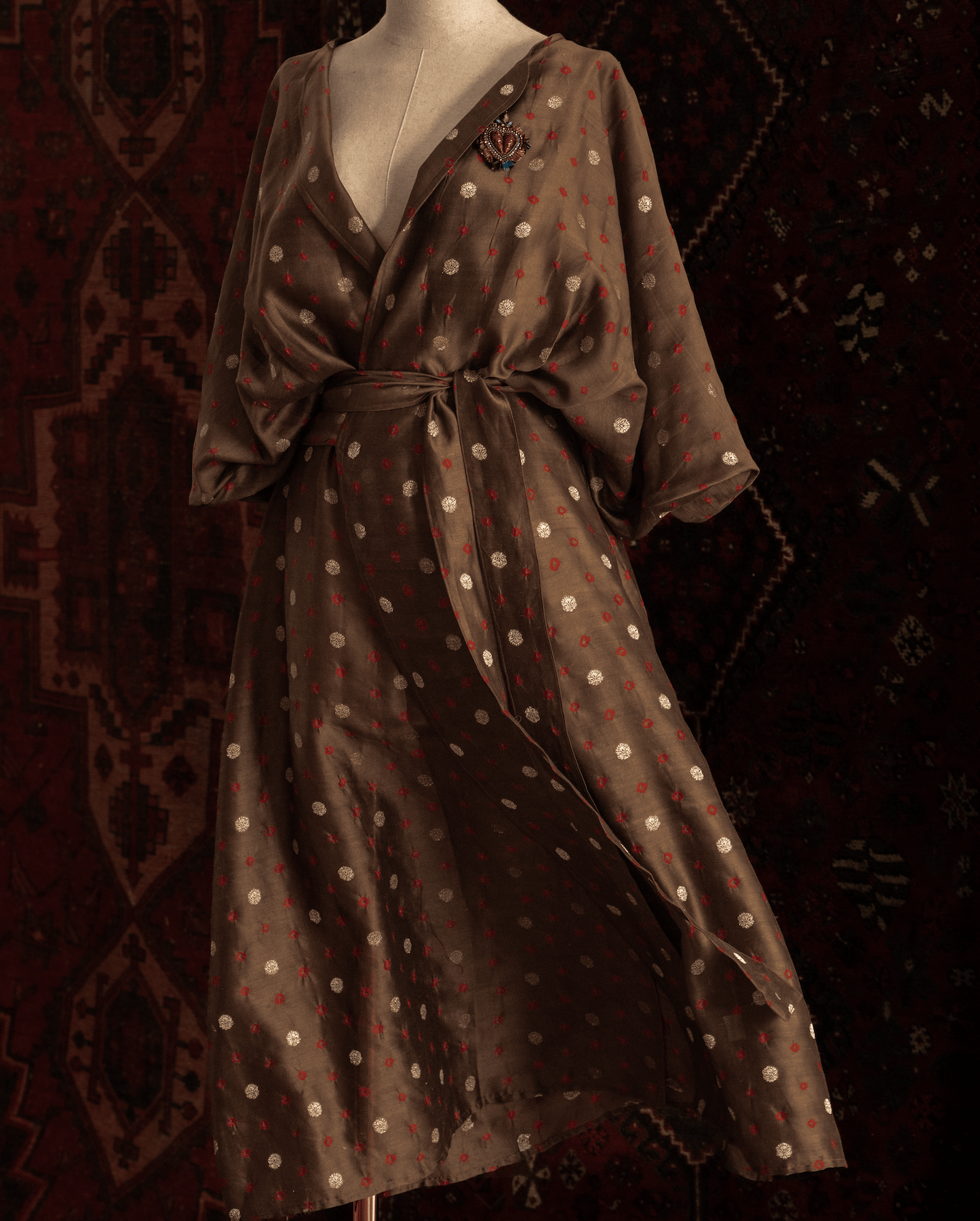 Vestido AMARA seda mugha gold