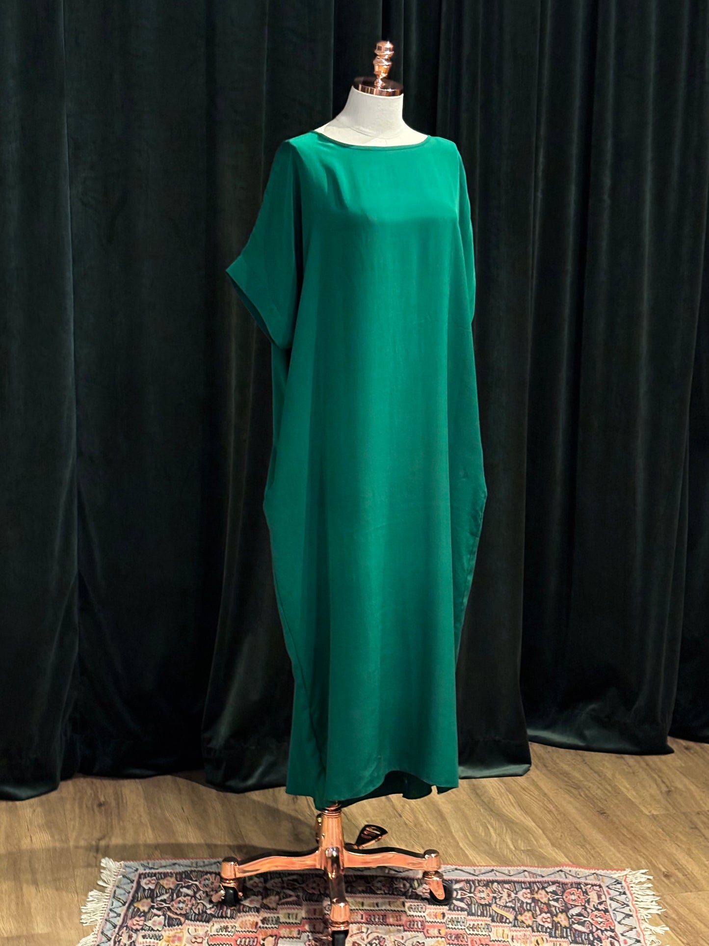 Vestido LaPlage Crepe de Seda verde floresta