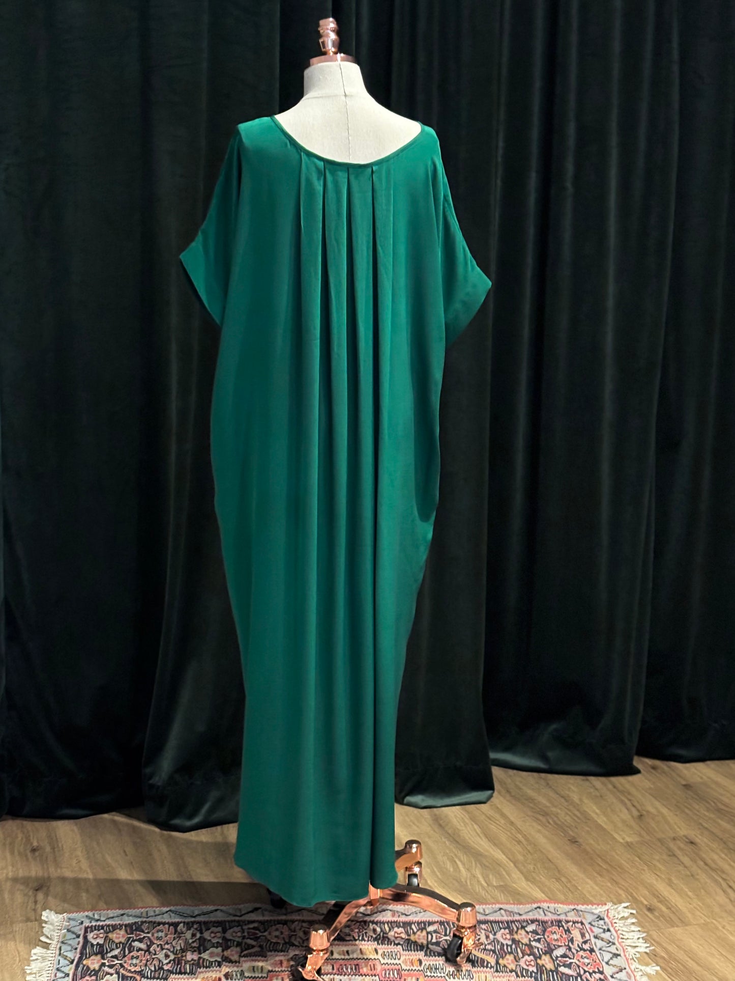 Vestido LaPlage Crepe de Seda verde floresta