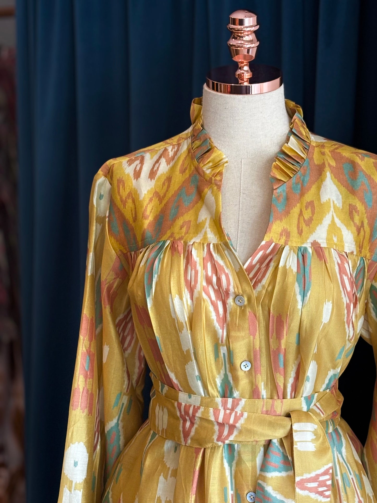 Vestido BENARAS Chanderi Silk mostarda