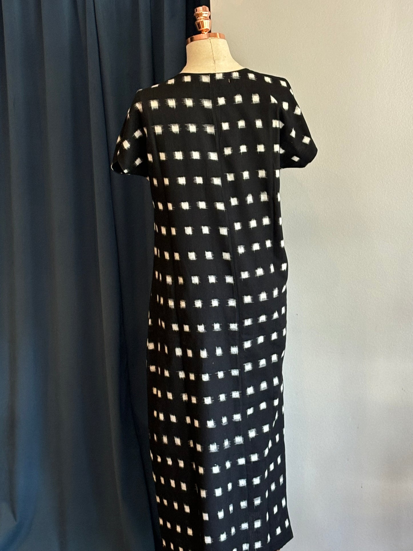 Vestido DELOS ikat preto