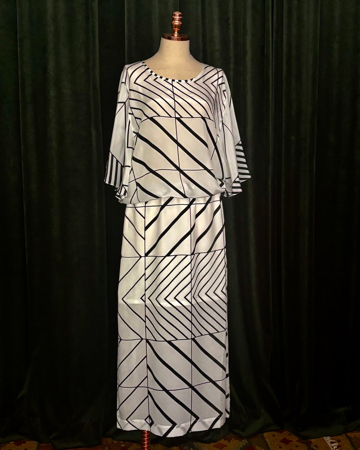 Vestido Nishat seda pura branco