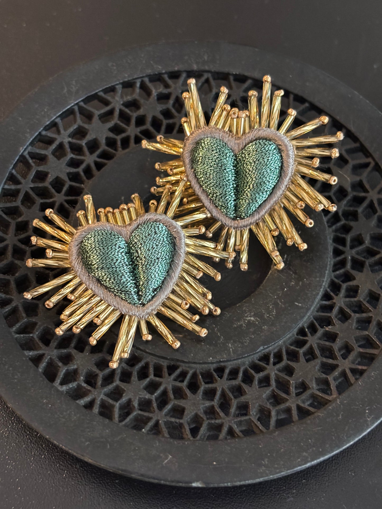 Brinco Sparkle Heart acqua by Olivia Dar
