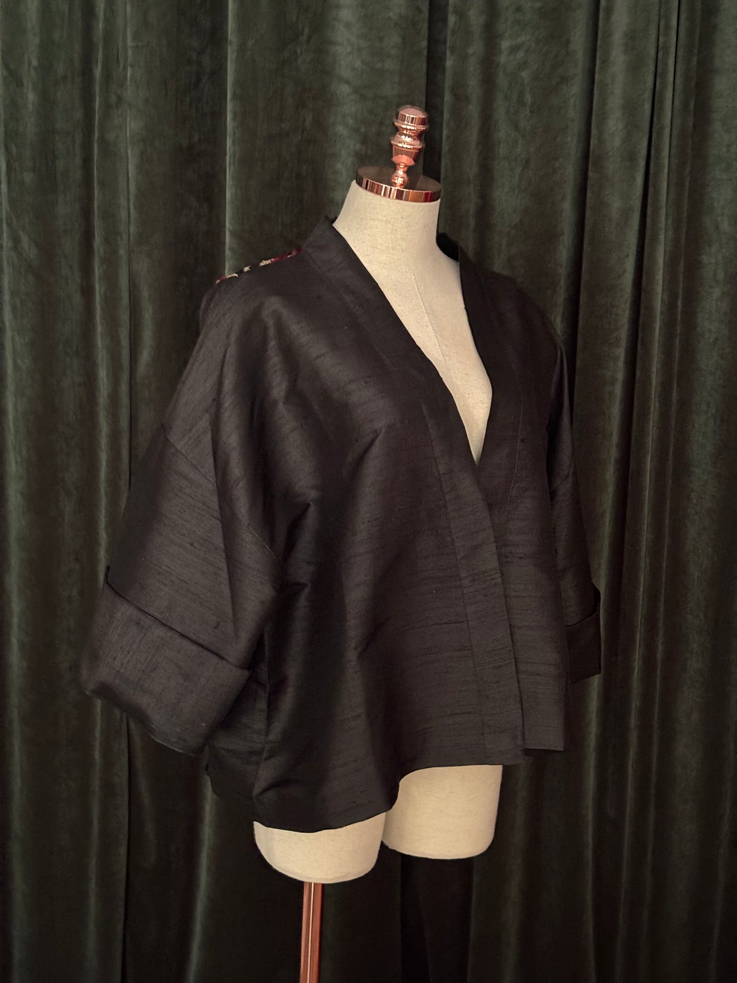 Kimono USBEKI silk & velvet preto