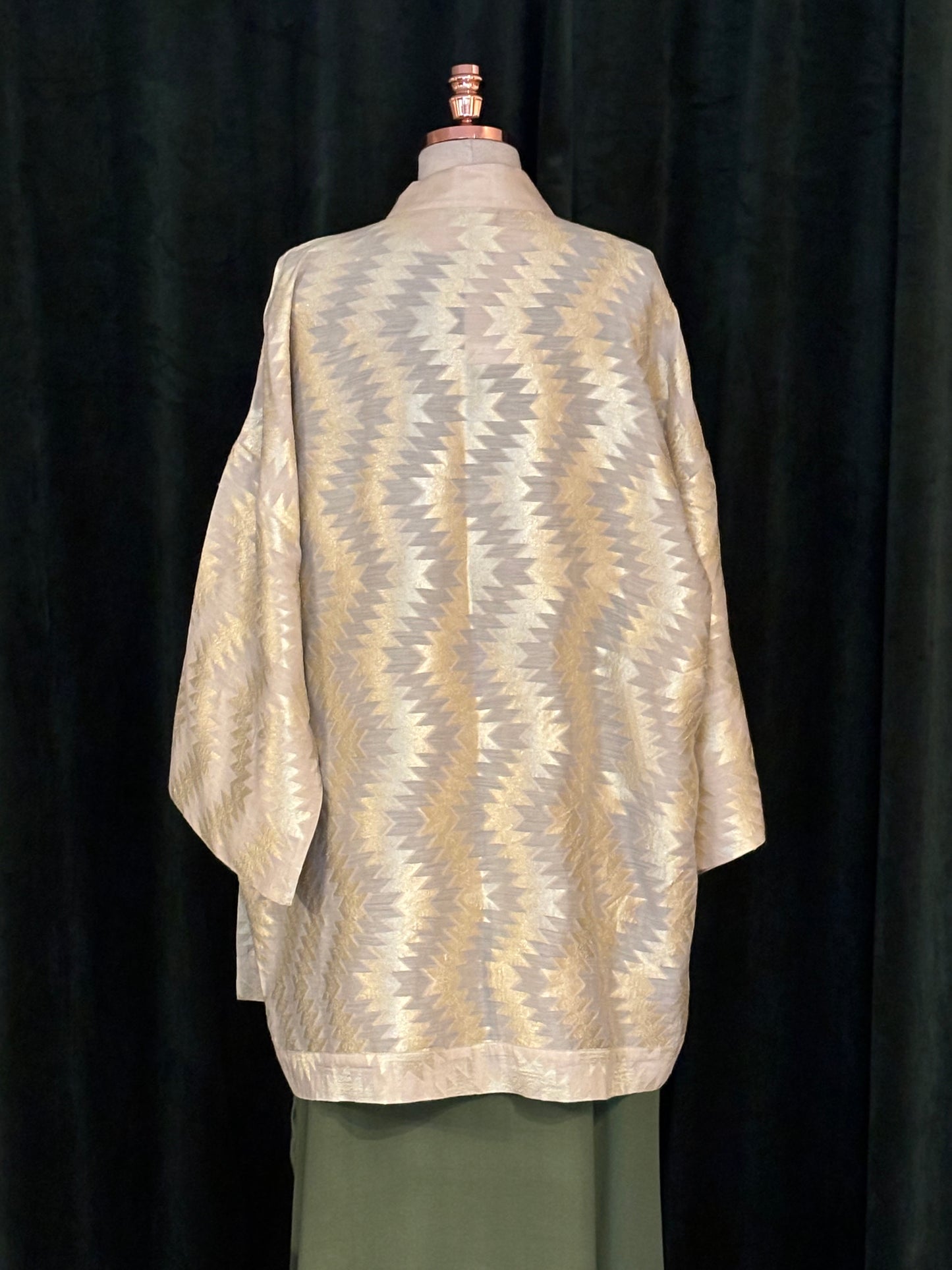 Kimono Jacquard GOLDEN mugha silk