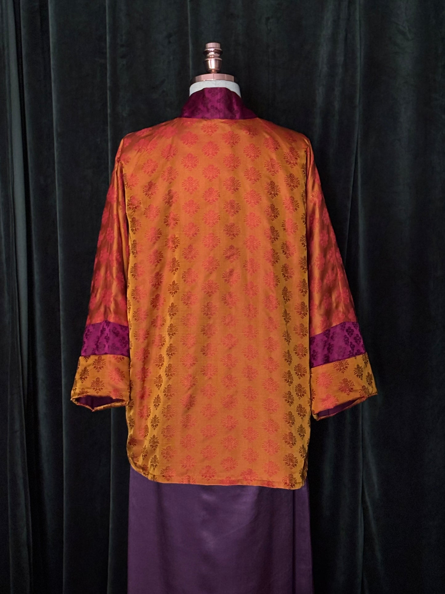 Kimono Seda TANCHOI amarelo ouro e fúcsia