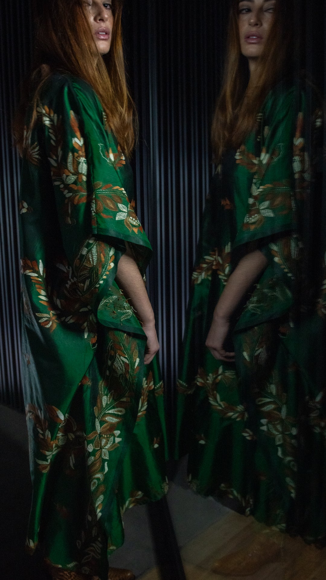 Kaftan KHANTA bordado seda verde