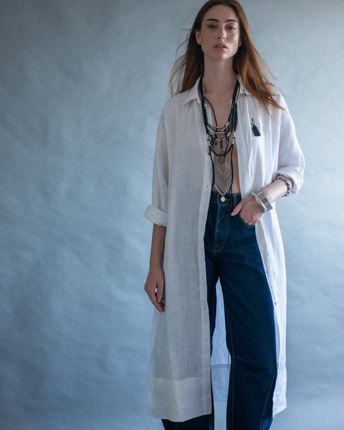 CHEMISE LINHO branco com bordado