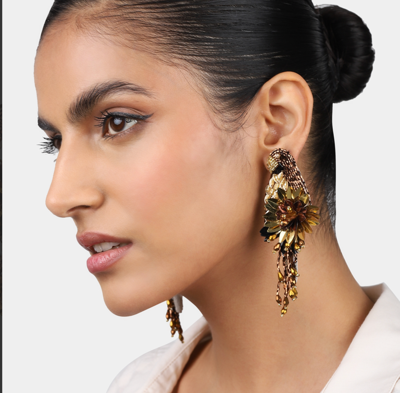 Brinco Olivia Dar ARA MAXI dourado