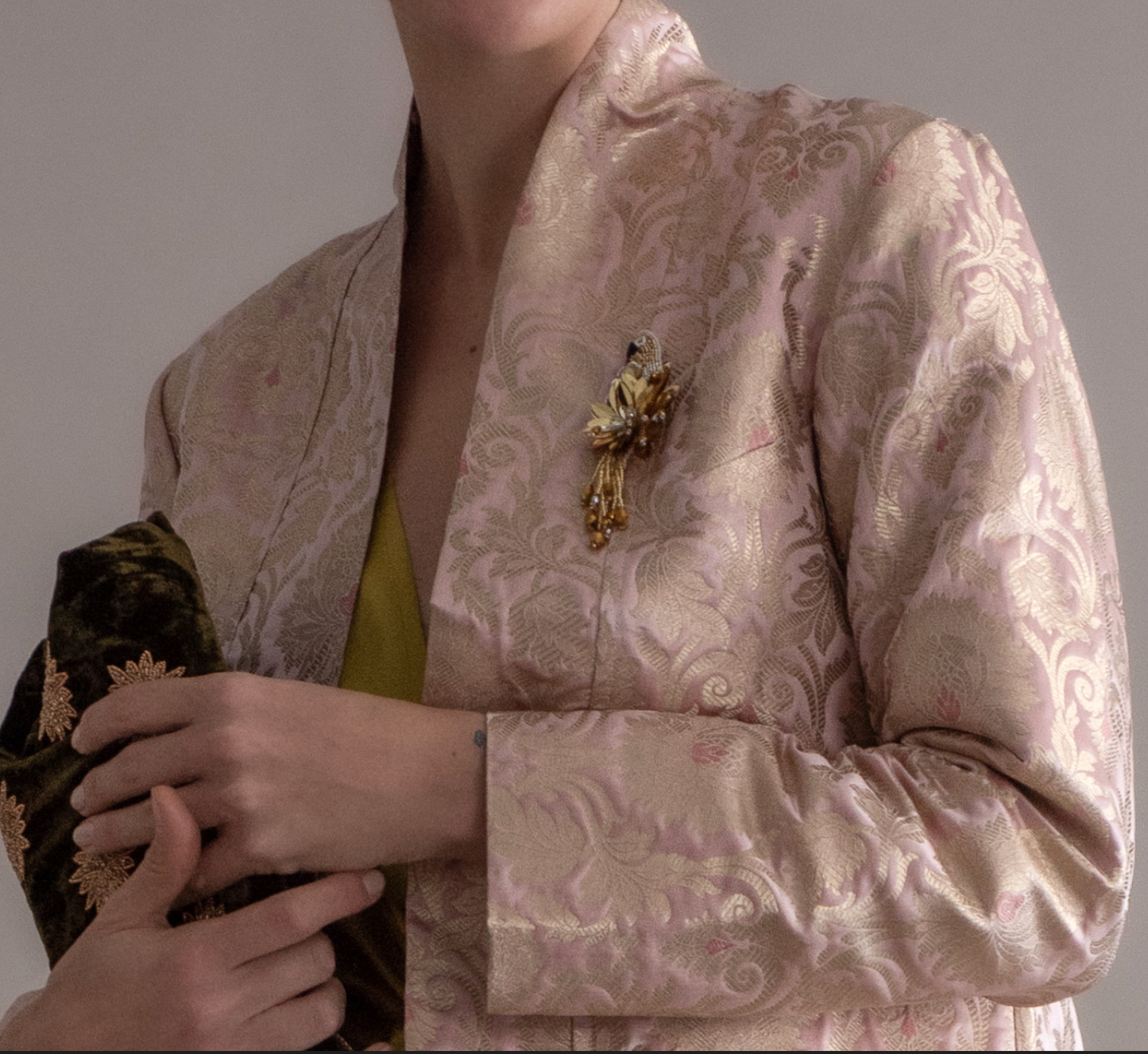 Jaqueta Brocado Benarsi rosé