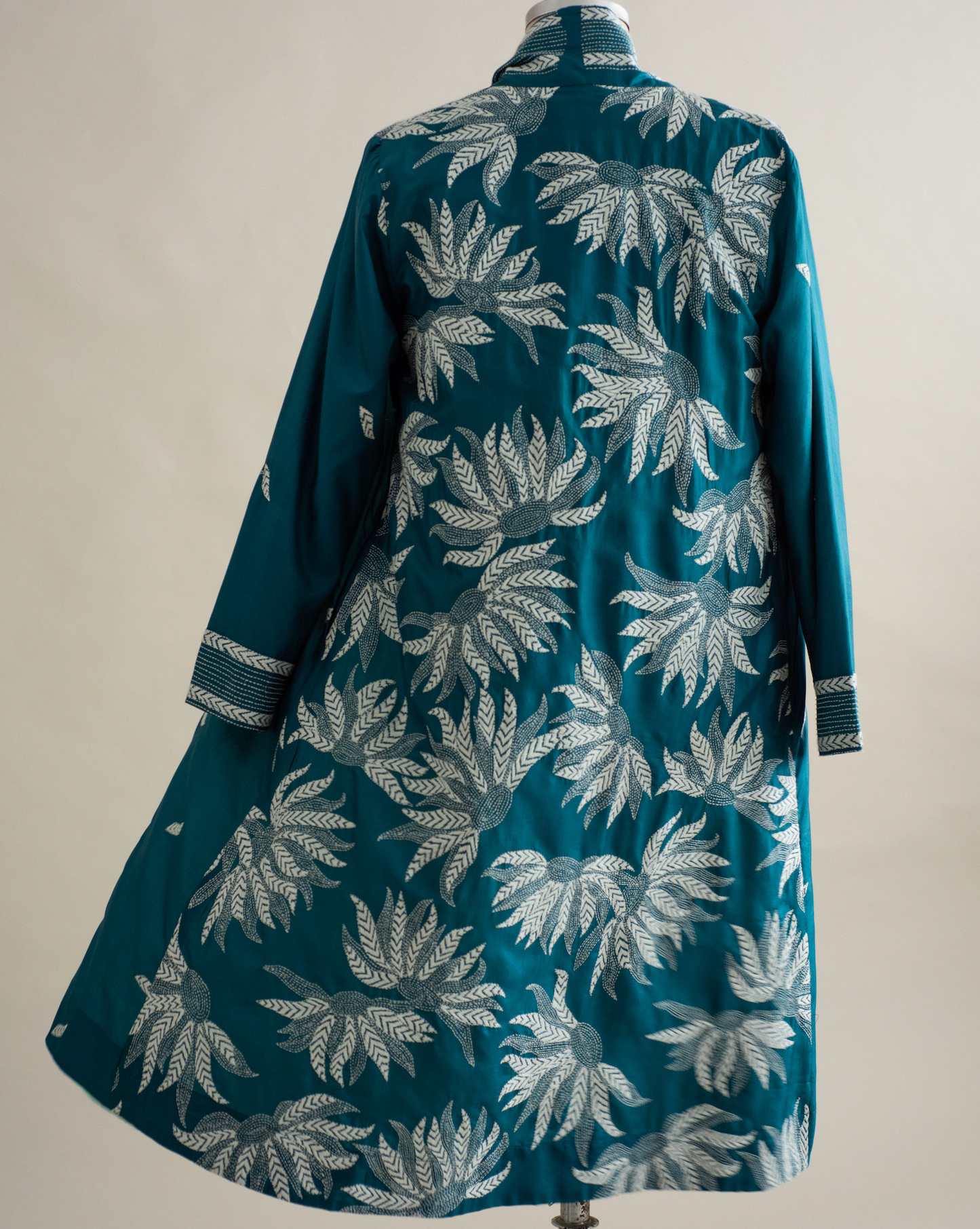 Overcoat KHANTA Marigold azul petróleo