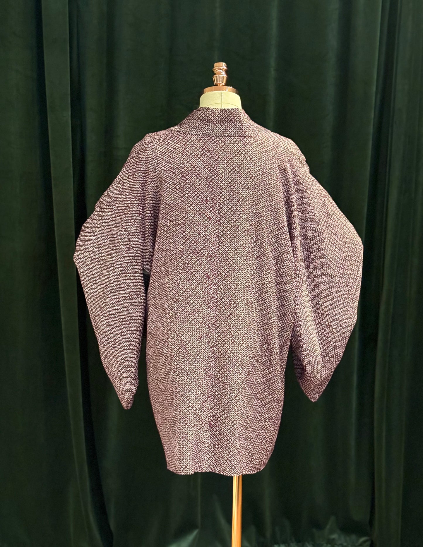 KIMONO VINTAGE japonês shibori curto