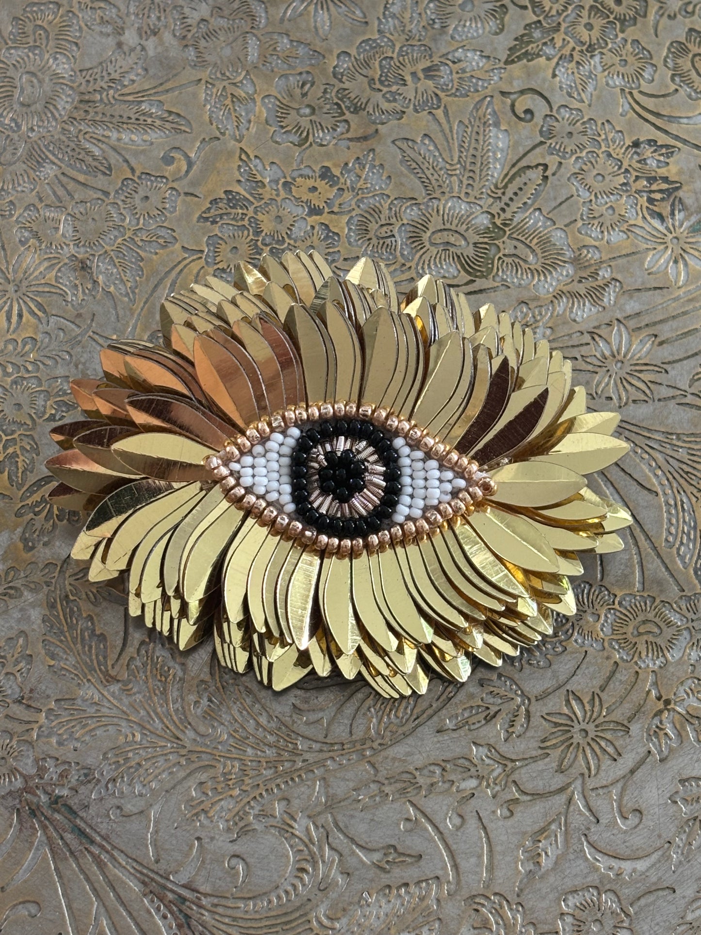 Broche Olivia dar OLHO DE TINOS dourado
