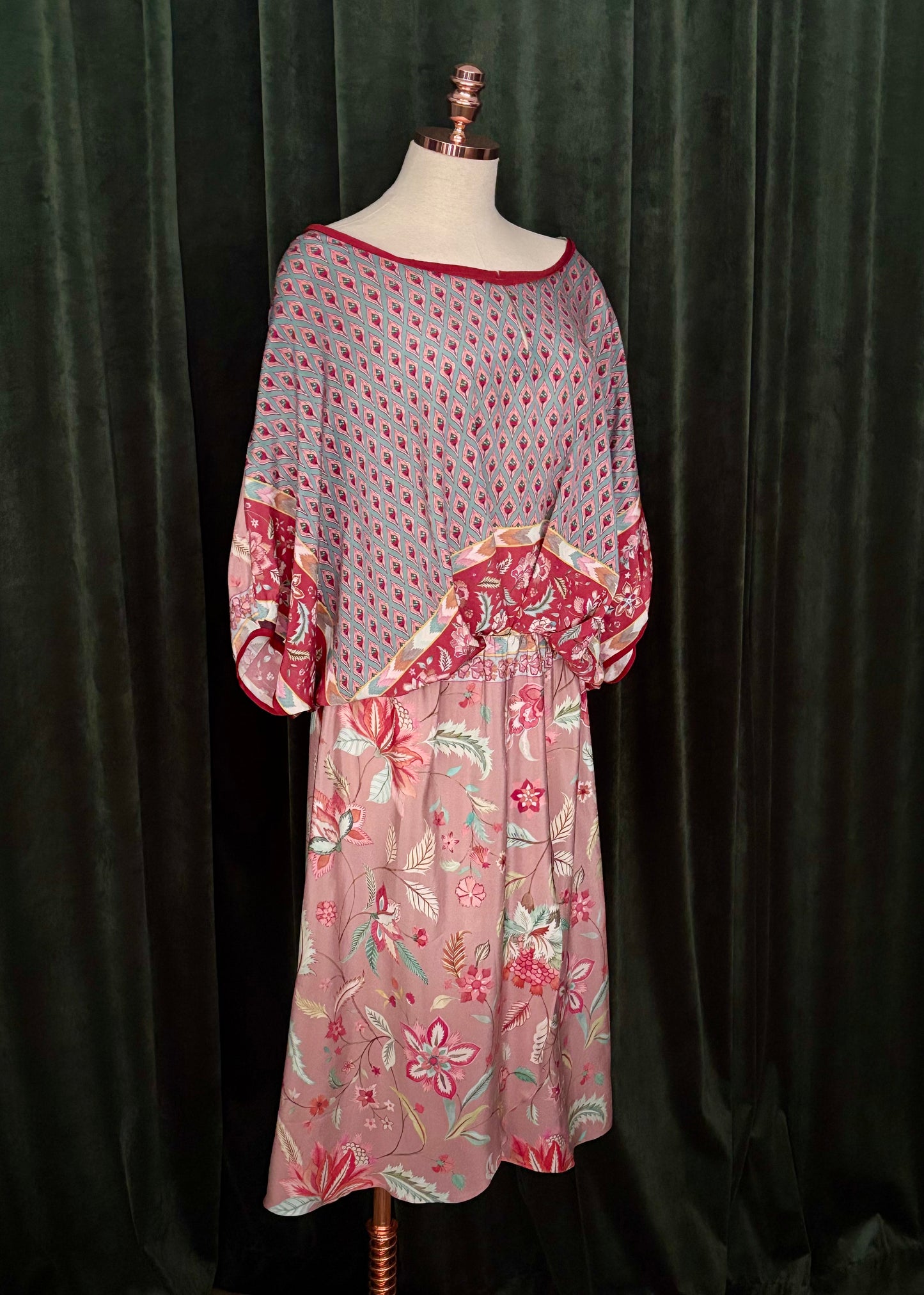 Vestido AMALFI seda pura floral rosé