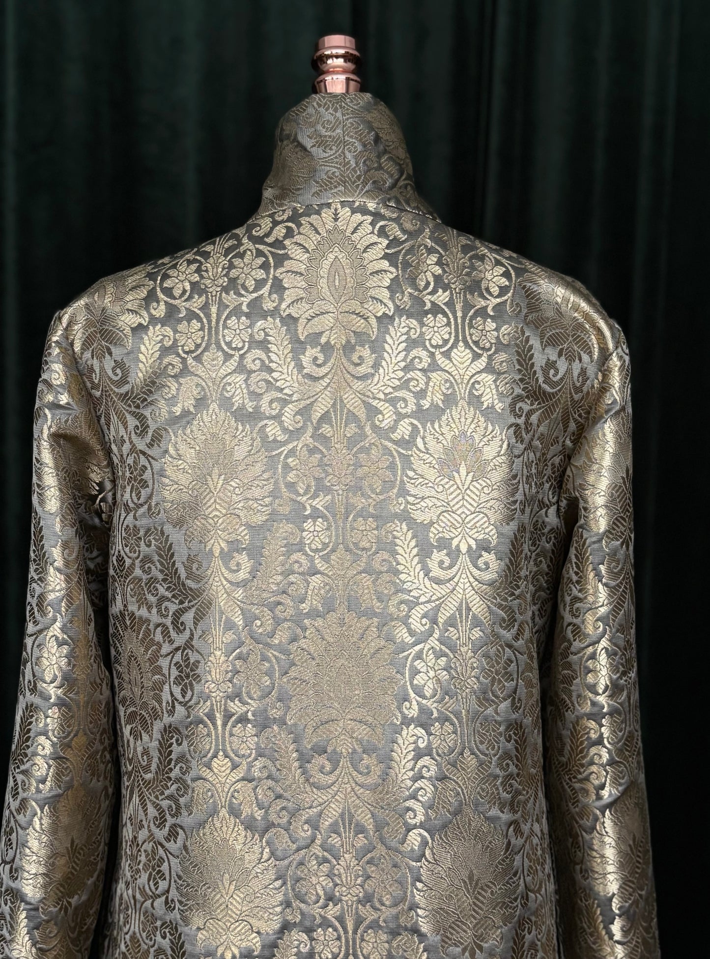 Overcoat Brocado Benarasi