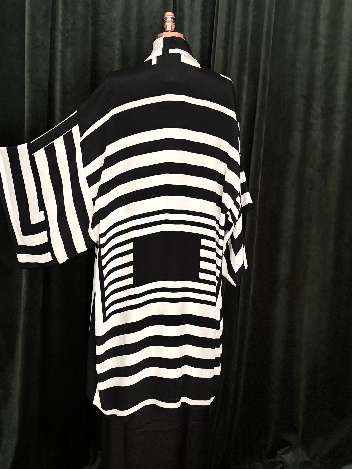 Kimono seda pura GEOMÈTRICO