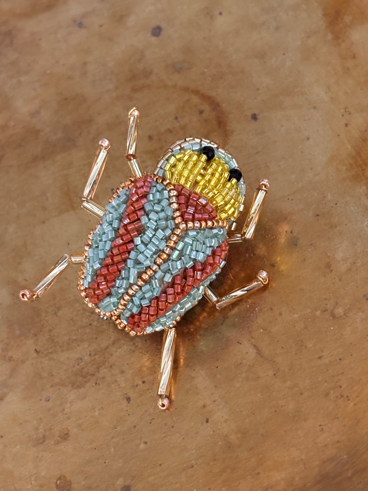 Broche Besouro turqueza