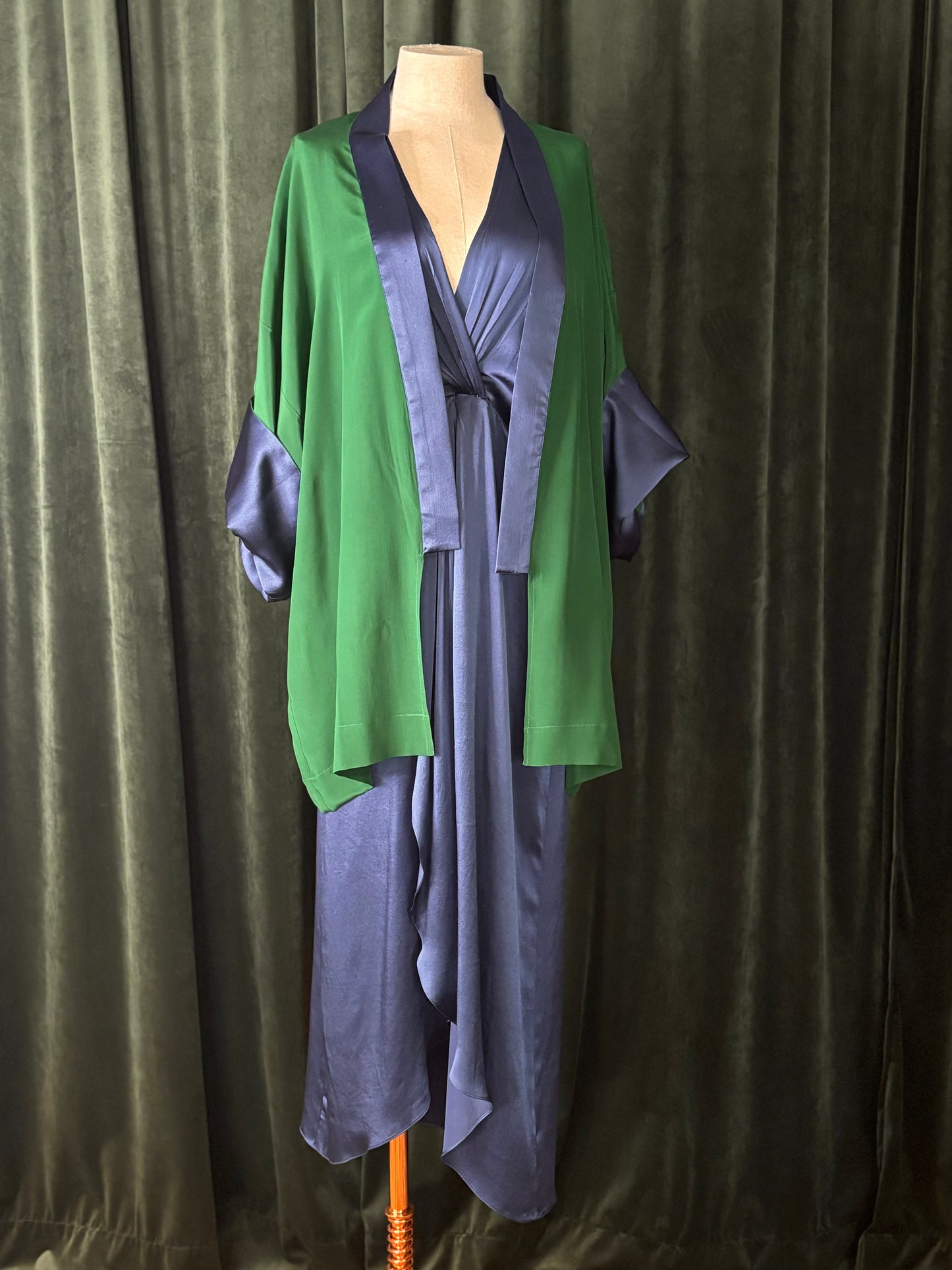 KIMONO seda pura verde