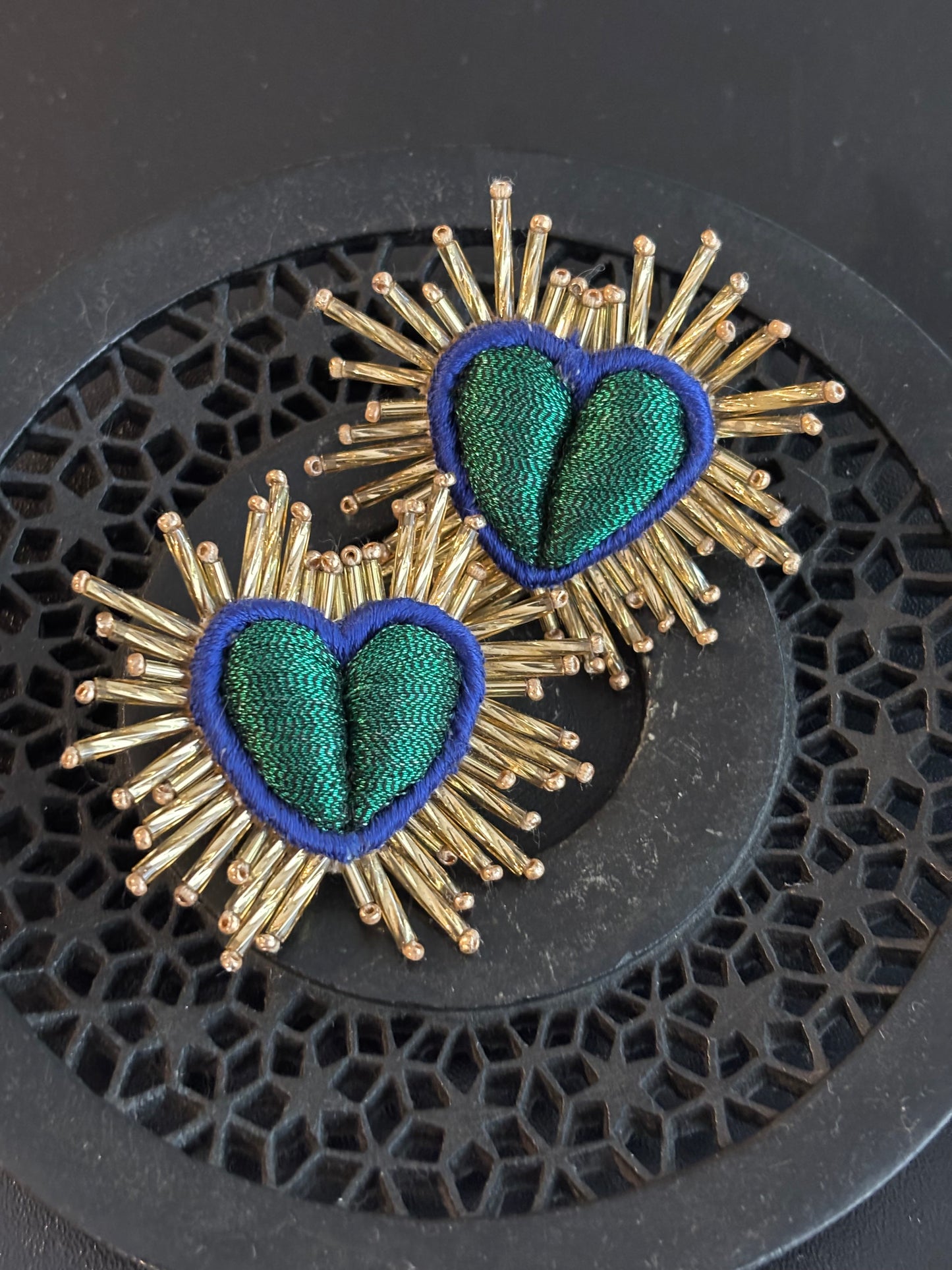 Brinco Sparkle Heart verde by Olivia Dar
