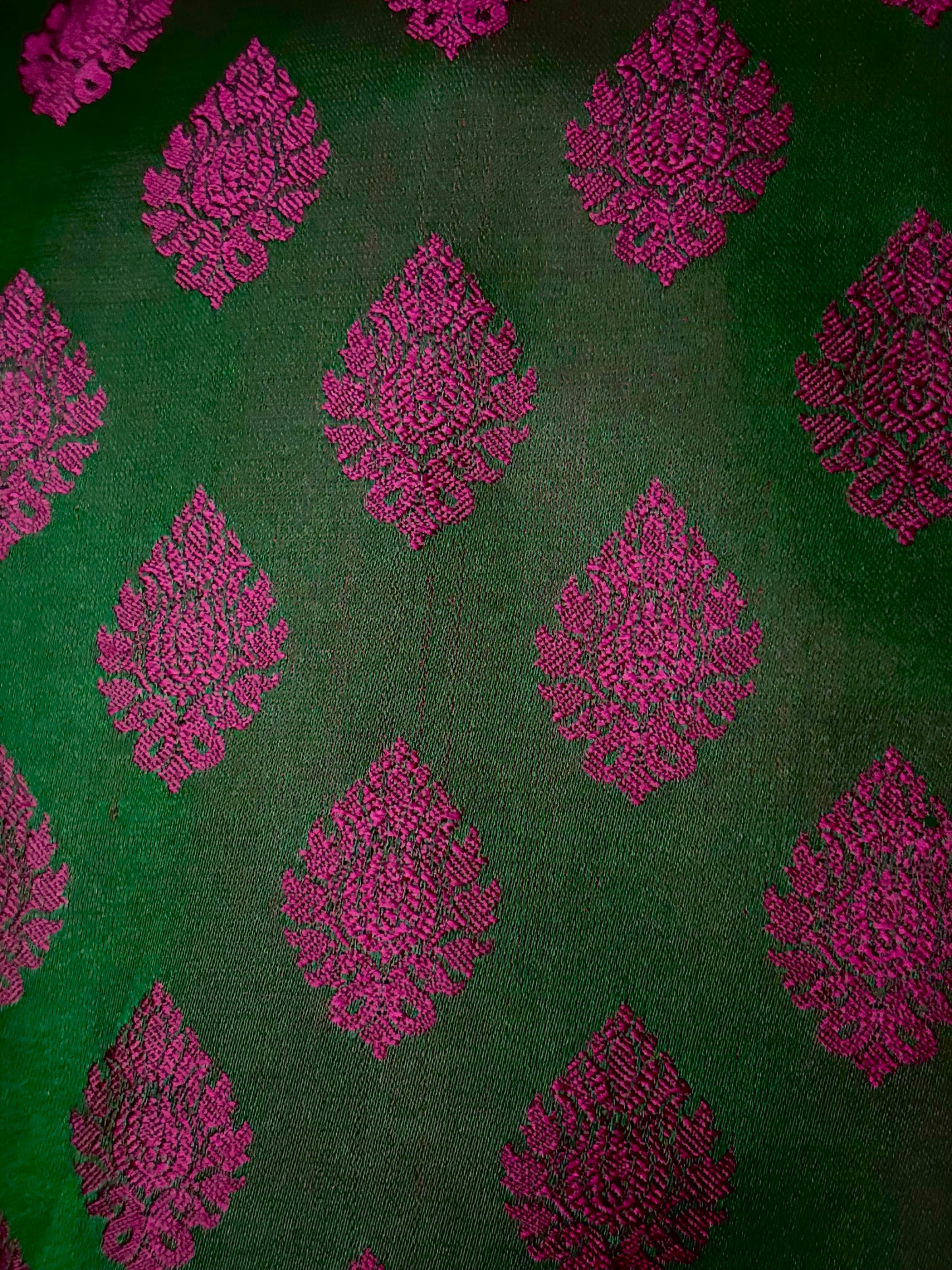 Kimono Seda TANCHOI verde/fúcsia furtacor