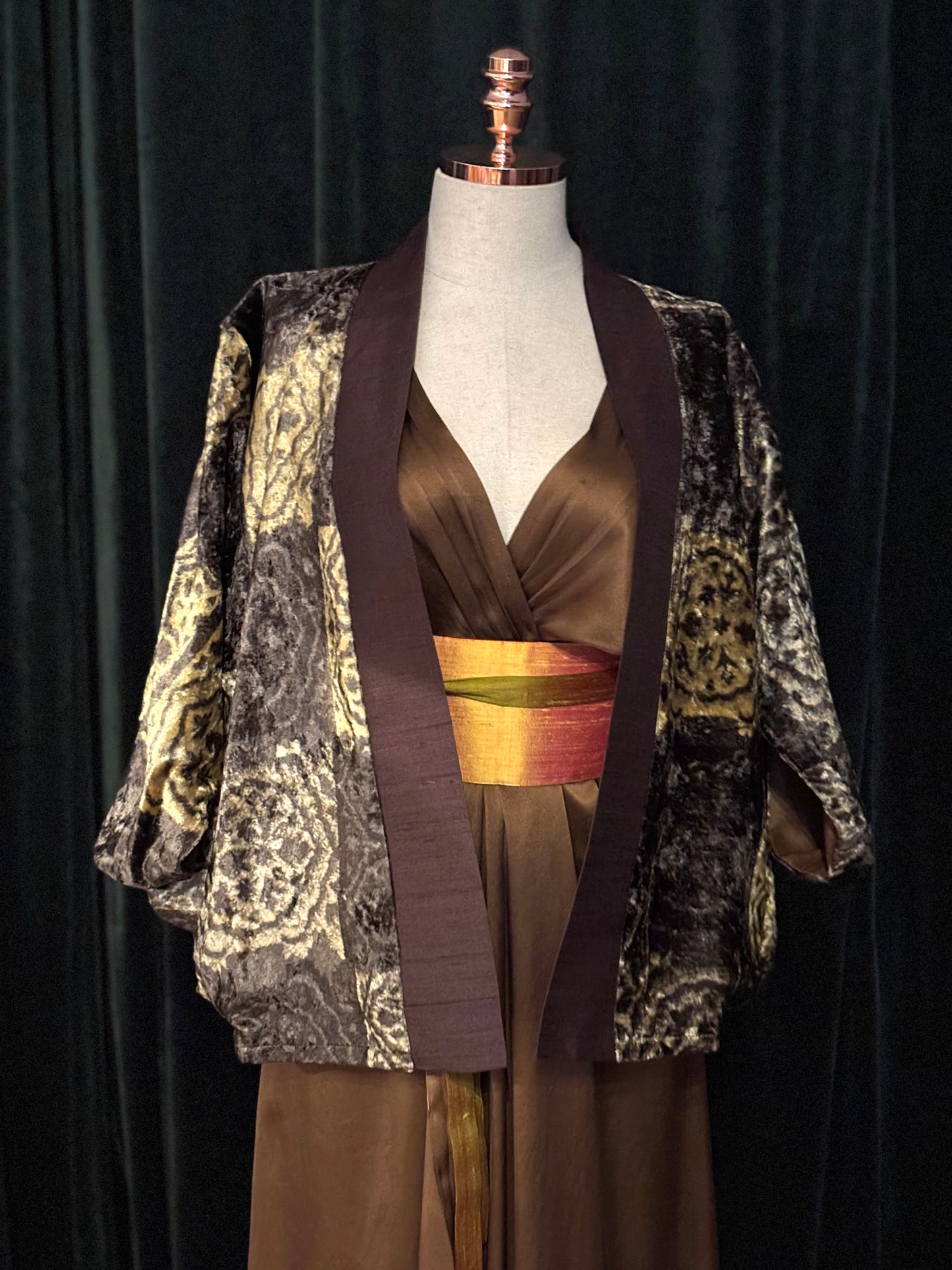 Kimono FERGHANA veludo marrom