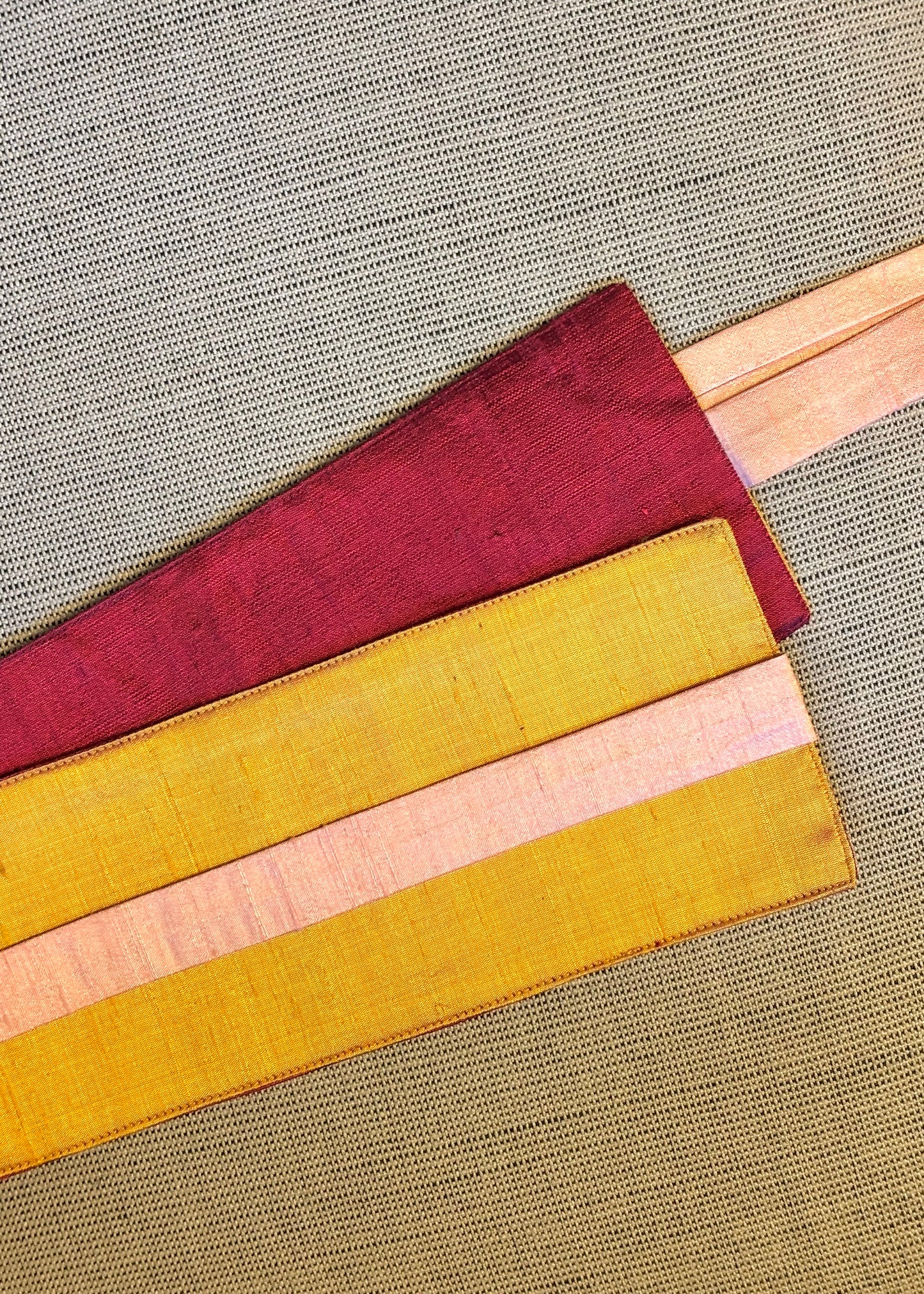 Cinto OBI carmim/amarelo
