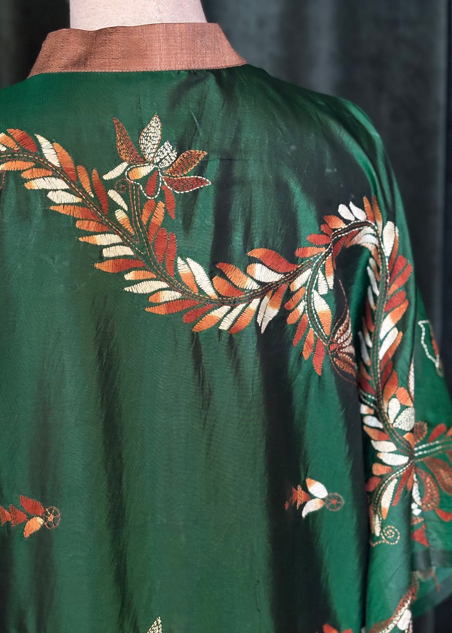 Kaftan KHANTA bordado seda verde