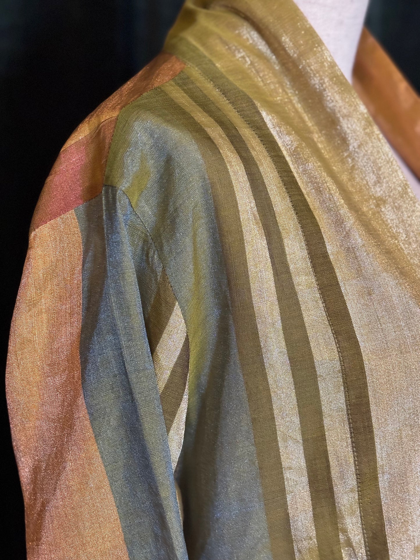 Overcoat BIKHANER silk tissue metalizado amarelo