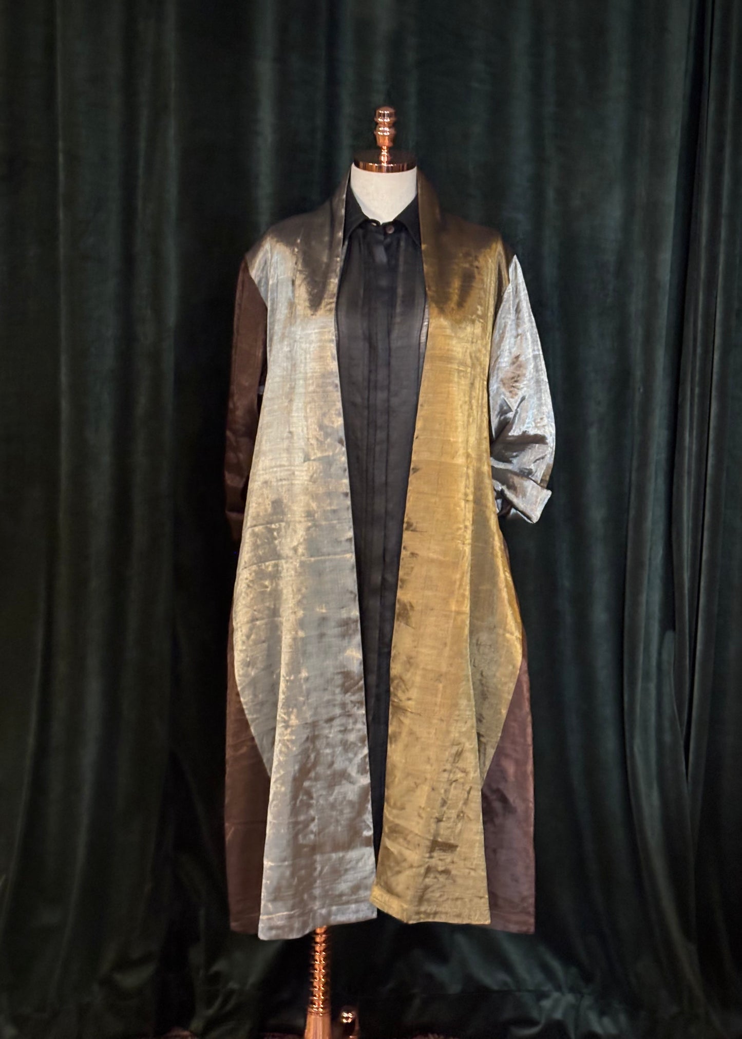 Overcoat BHIKANER silk tissue gold