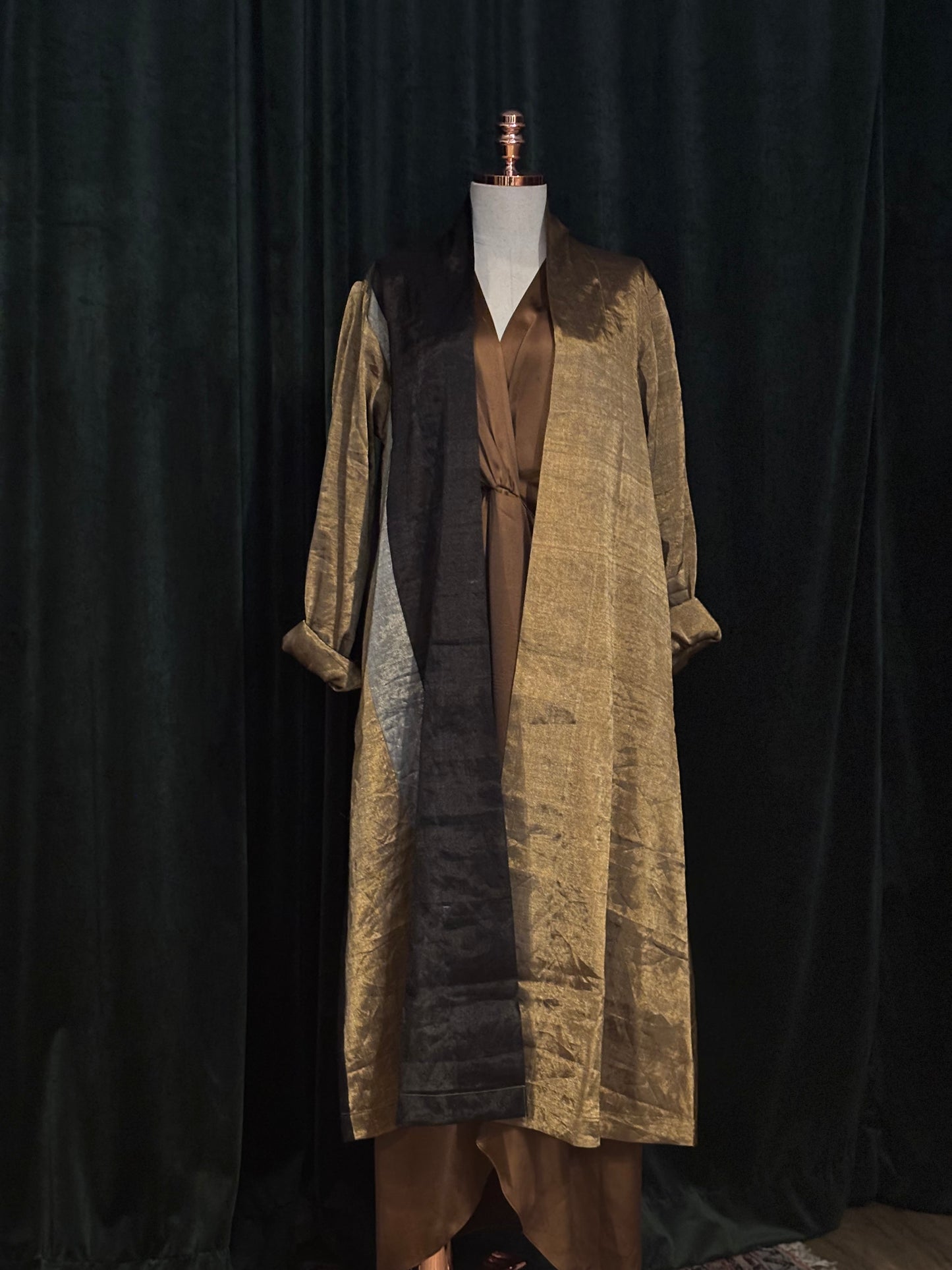 Overcoat BHIKANER silk tissue gold