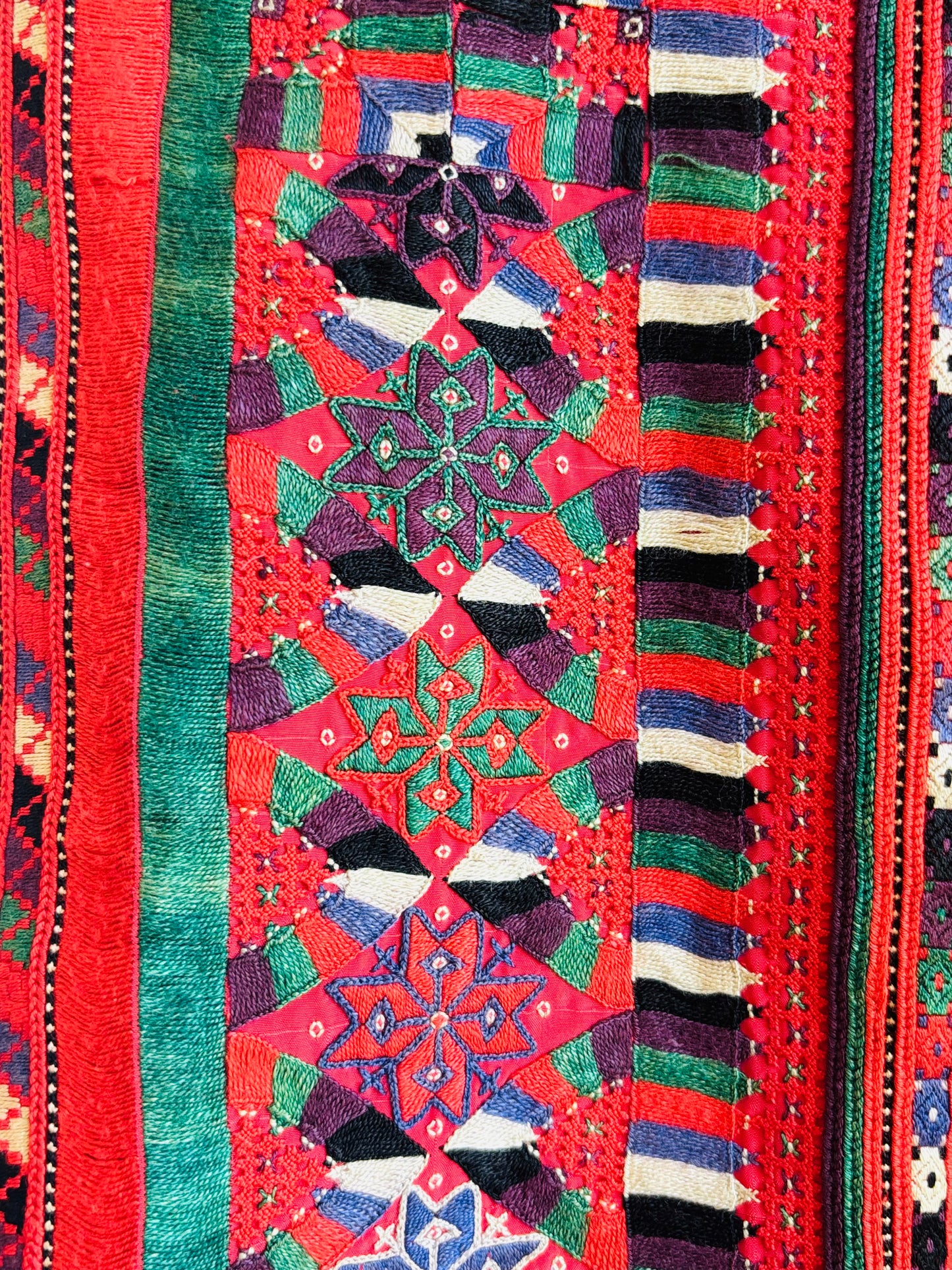 Bomber Baluchi  by Olivia Dar  branca