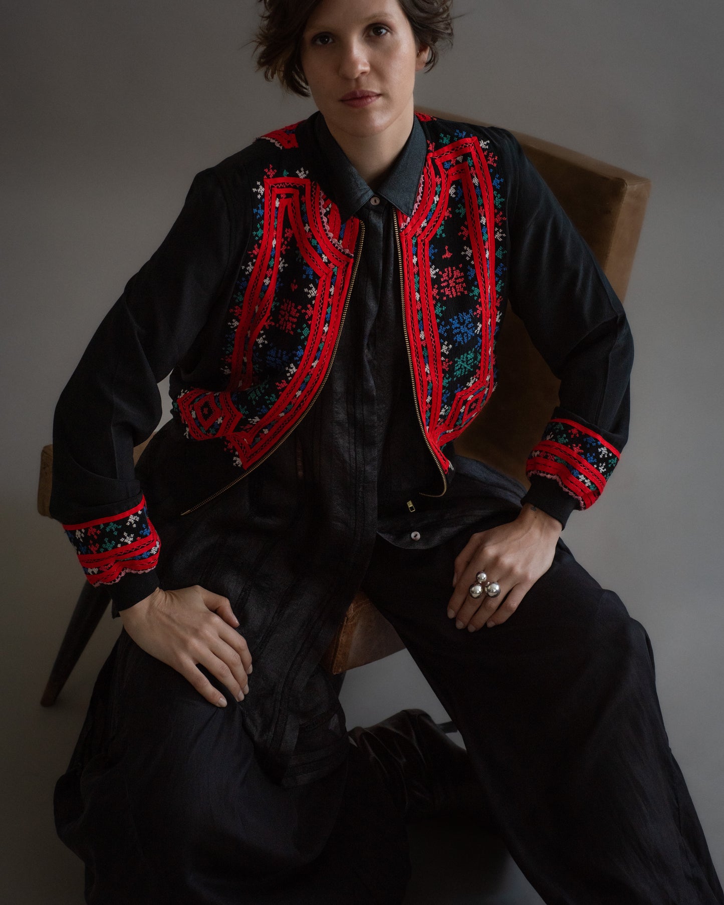 Bomber Baluchi by Olivia Dar preta
