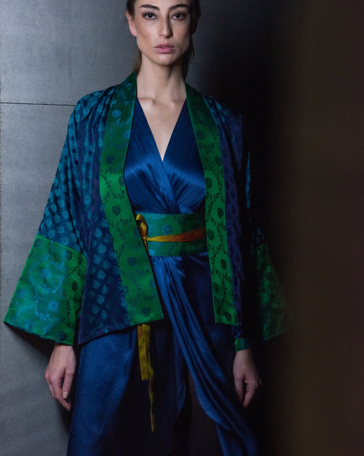 Kimono Seda TANCHOI verde/fúcsia furtacor