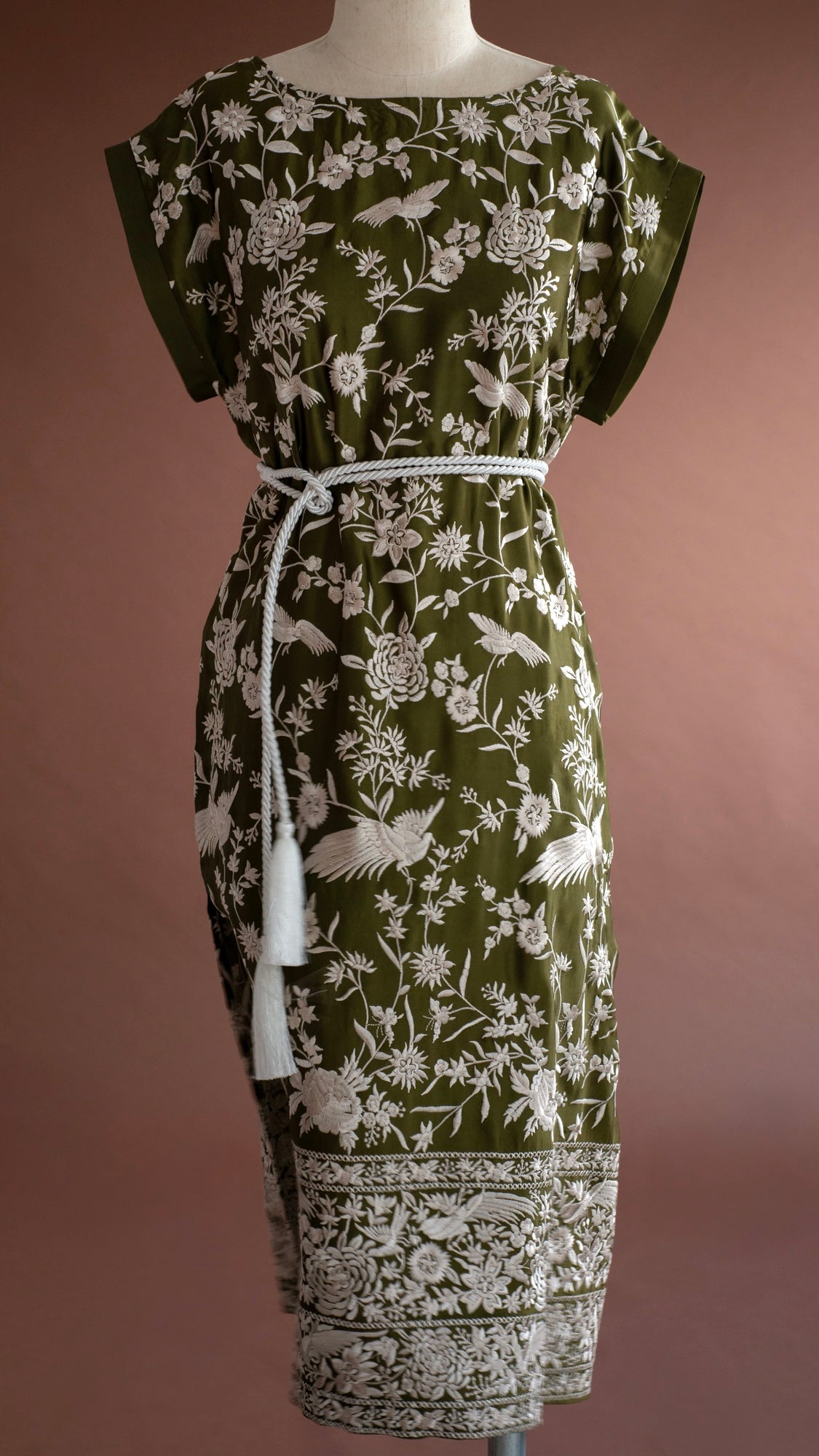 Vestido bordado PARSI GARA oliva